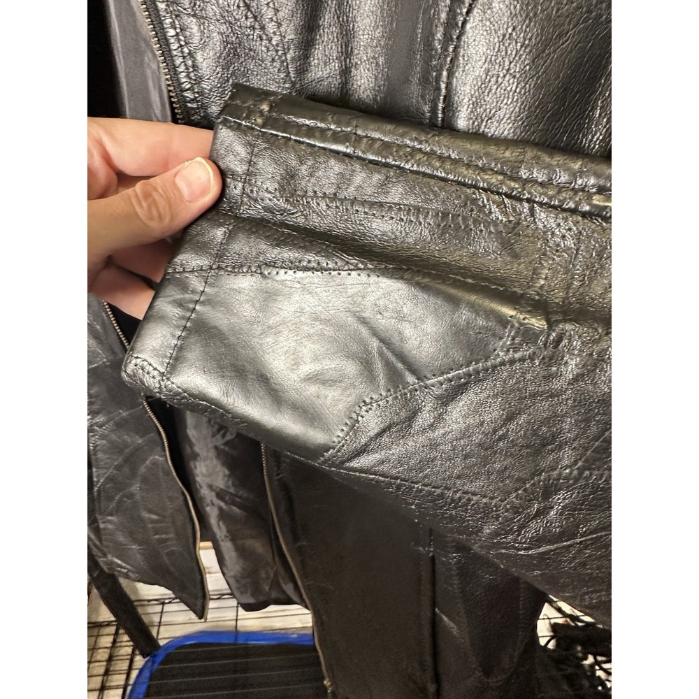 Leather & Soul Men's Black Leather Jacket XL Full Zip Lined Spread Collar Short - Picture 7 of 13